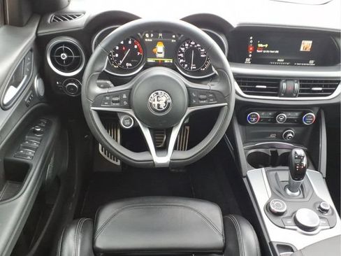 Used 2019 Alfa Romeo Stelvio Ti Sport w/ Quick Order Package 22S Sport AWD/4WD image 20