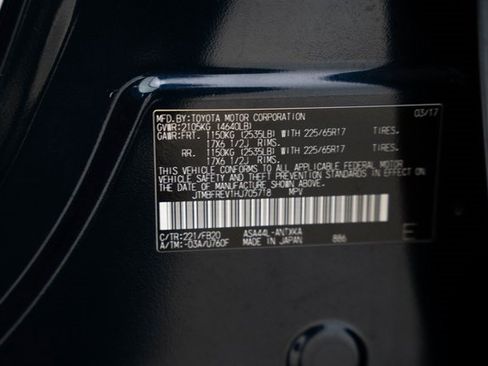 Used 2017 Toyota RAV4 LE image 30