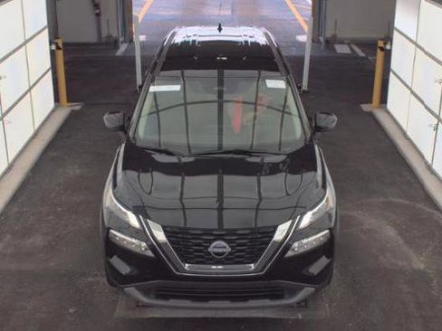 Used 2023 Nissan Rogue SV FWD image 2