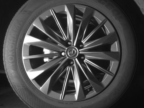 Used 2025 MAZDA CX-70 3.3 Turbo w/ Preferred Package image 13