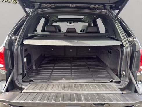 Used 2017 BMW X5 xDrive50i image 21