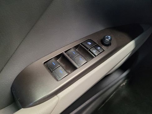 Used 2023 Toyota Camry LE FWD image 27