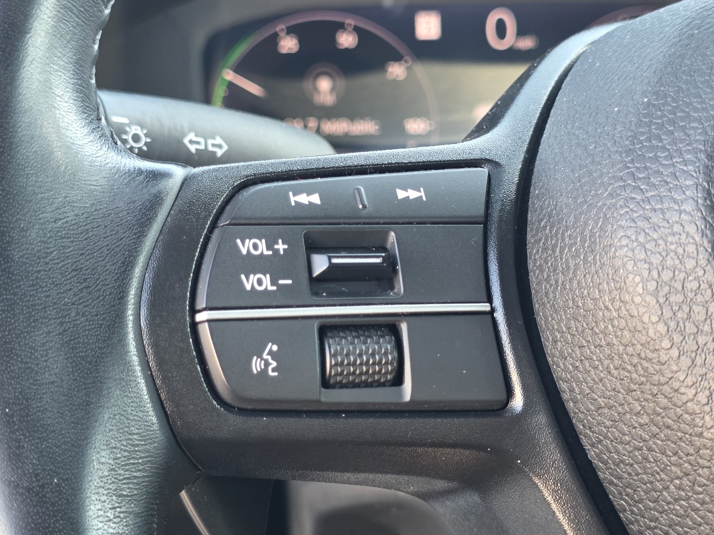 Used 2023 Honda Accord Sport image 30