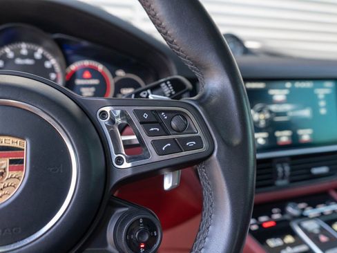 Certified 2020 Porsche Cayenne Turbo image 21