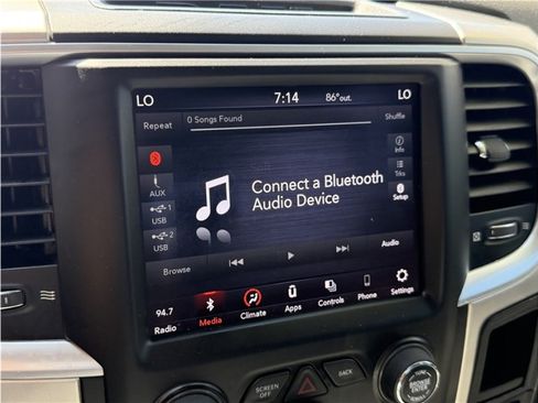 Used 2019 RAM 1500 Classic SLT w/ Luxury Group AWD/4WD image 44