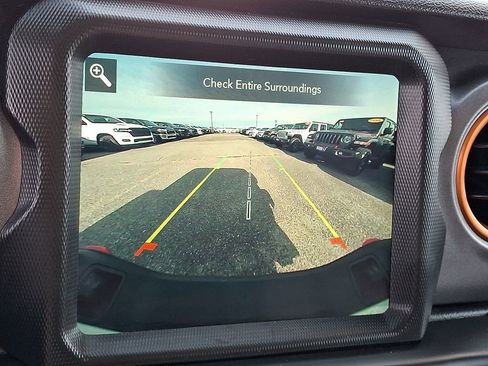 Certified 2021 Jeep Gladiator Mojave image 25