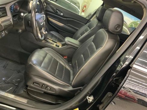 Used 2019 GMC Acadia Denali w/ Technology Package AWD/4WD image 12