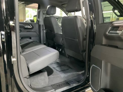 Used 2026 GMC Sierra 1500 SLT AWD/4WD image 19