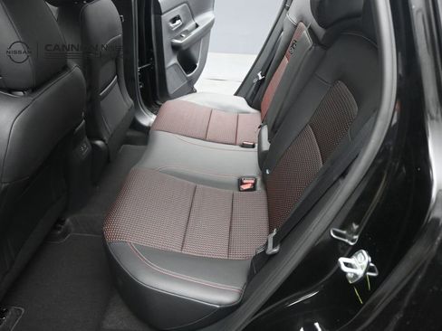 New 2026 Nissan Kicks SR w/ SR Premium Package FWD image 17