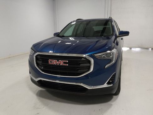 Used 2020 GMC Terrain SLE w/ Driver Convenience Package FWD image 15
