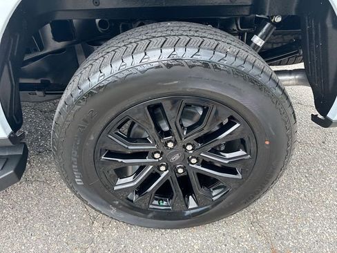 New 2025 Ford F150 Lariat w/ Equipment Group 501A Mid image 13