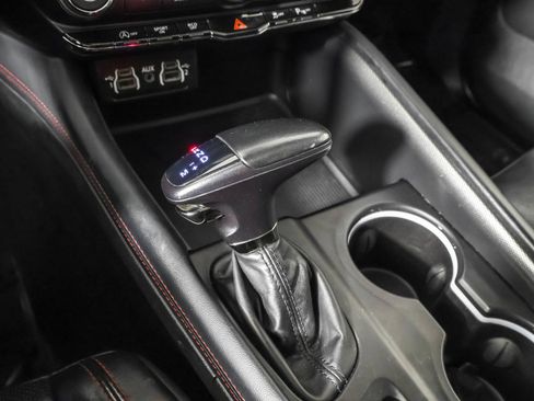 Used 2023 Dodge Durango GT AWD/4WD image 38
