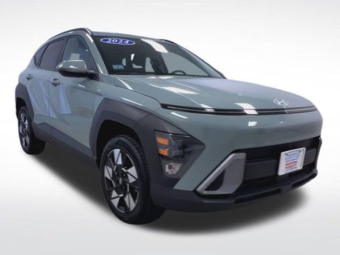 Used 2024 Hyundai Kona SEL AWD/4WD image 15