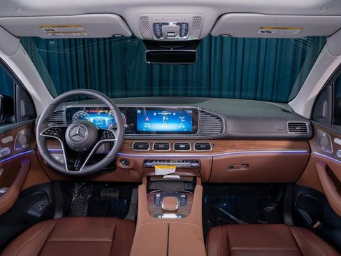 New 2026 Mercedes-Benz GLS 450 4MATIC image 14