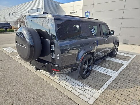 Certified 2025 Land Rover Defender 130 V8 image 5