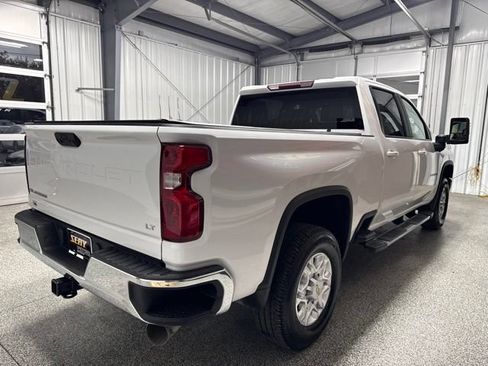 Used 2022 Chevrolet Silverado 2500 LT w/ Convenience Package AWD/4WD image 21