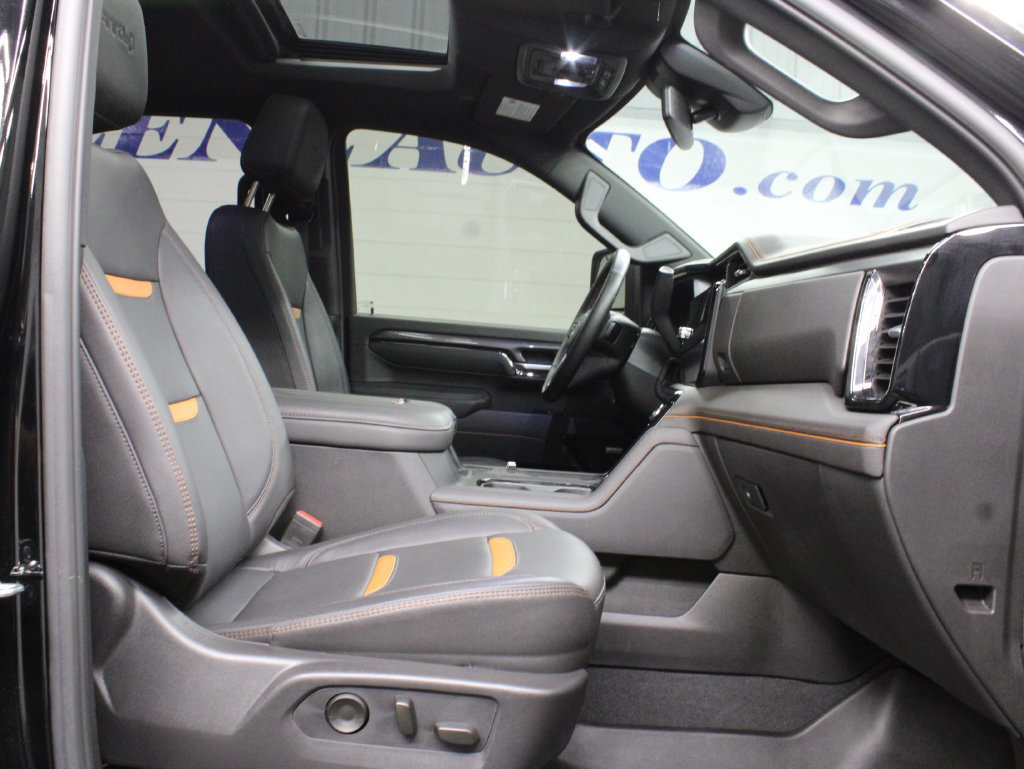 Used 2025 GMC Sierra 2500 AT4 AWD/4WD image 40