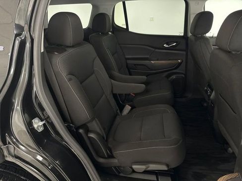 Used 2022 GMC Acadia SLE image 21