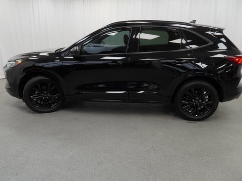 Used 2023 Ford Escape ST-Line Elite w/ Premium Technology Package image 18