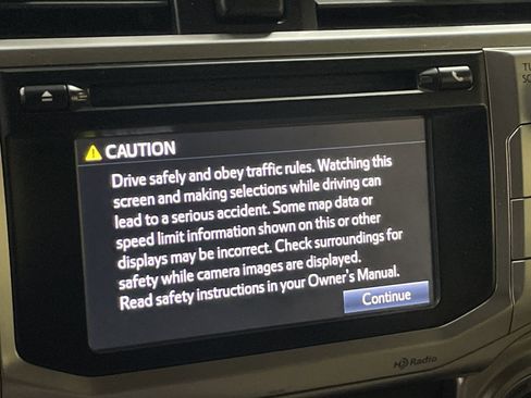 Used 2016 Toyota 4Runner SR5 image 23