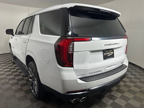 Used 2025 GMC Yukon Denali Ultimate image 3