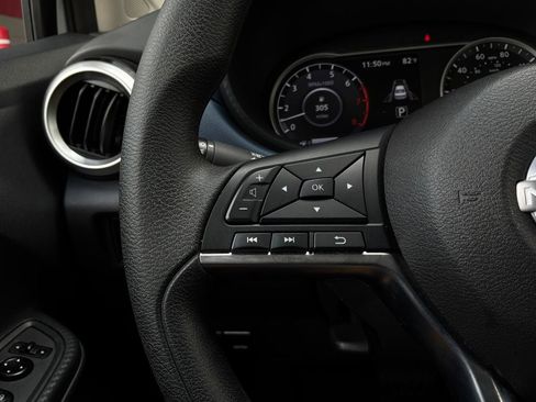 Used 2025 Nissan Versa SV FWD image 29