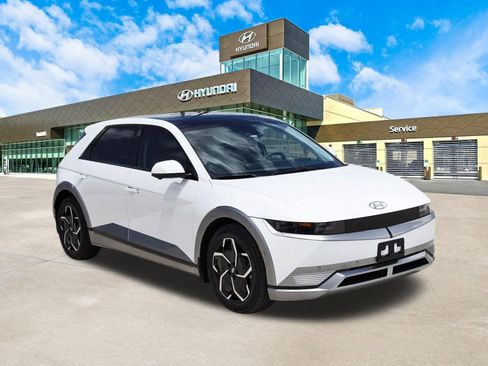 Certified 2024 Hyundai Ioniq 5 Limited RWD image 3