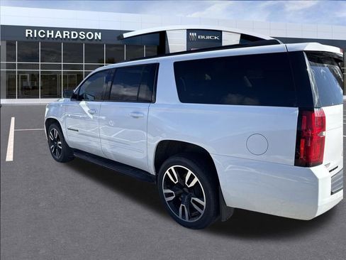 Used 2020 Chevrolet Suburban Premier AWD/4WD image 7