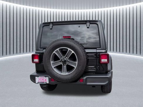 Certified 2023 Jeep Wrangler Unlimited Sahara w/ Cold Weather Group AWD/4WD image 10