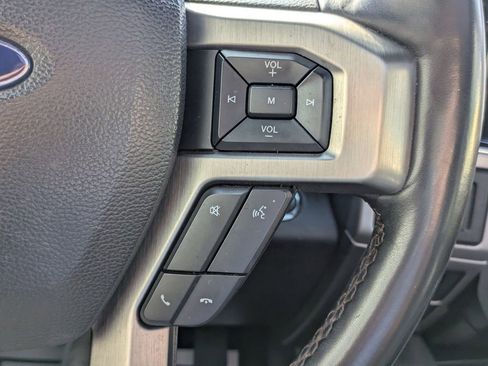 Used 2022 Ford F250 Platinum w/ FX4 Off-Road Package image 21