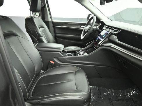 Used 2022 Jeep Grand Cherokee Limited 4xe image 27