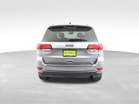 Used 2021 Jeep Grand Cherokee Laredo AWD/4WD image 5