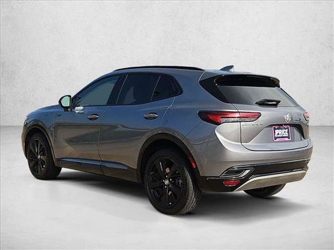 Used 2022 Buick Envision Essence w/ Technology Package I FWD image 8