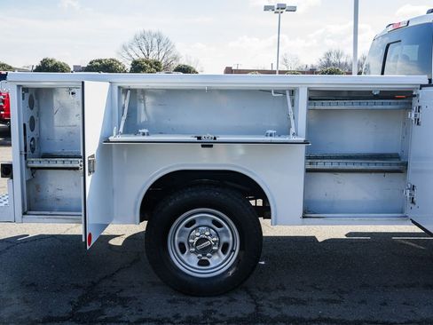 Used 2023 Ford F350 XL w/ Snow Plow Prep Package image 10