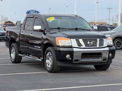 Used 2014 Nissan Titan SV w/ SV Value Truck Package image 2