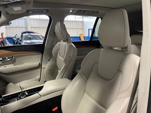 Used 2017 Volvo XC90 T6 Inscription w/ Vision Package AWD/4WD image 23