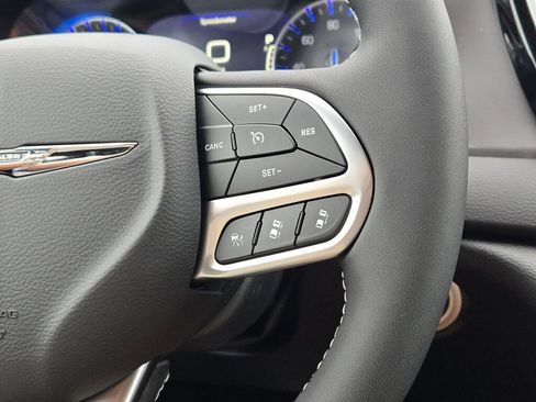 New 2026 Chrysler Voyager LX image 30