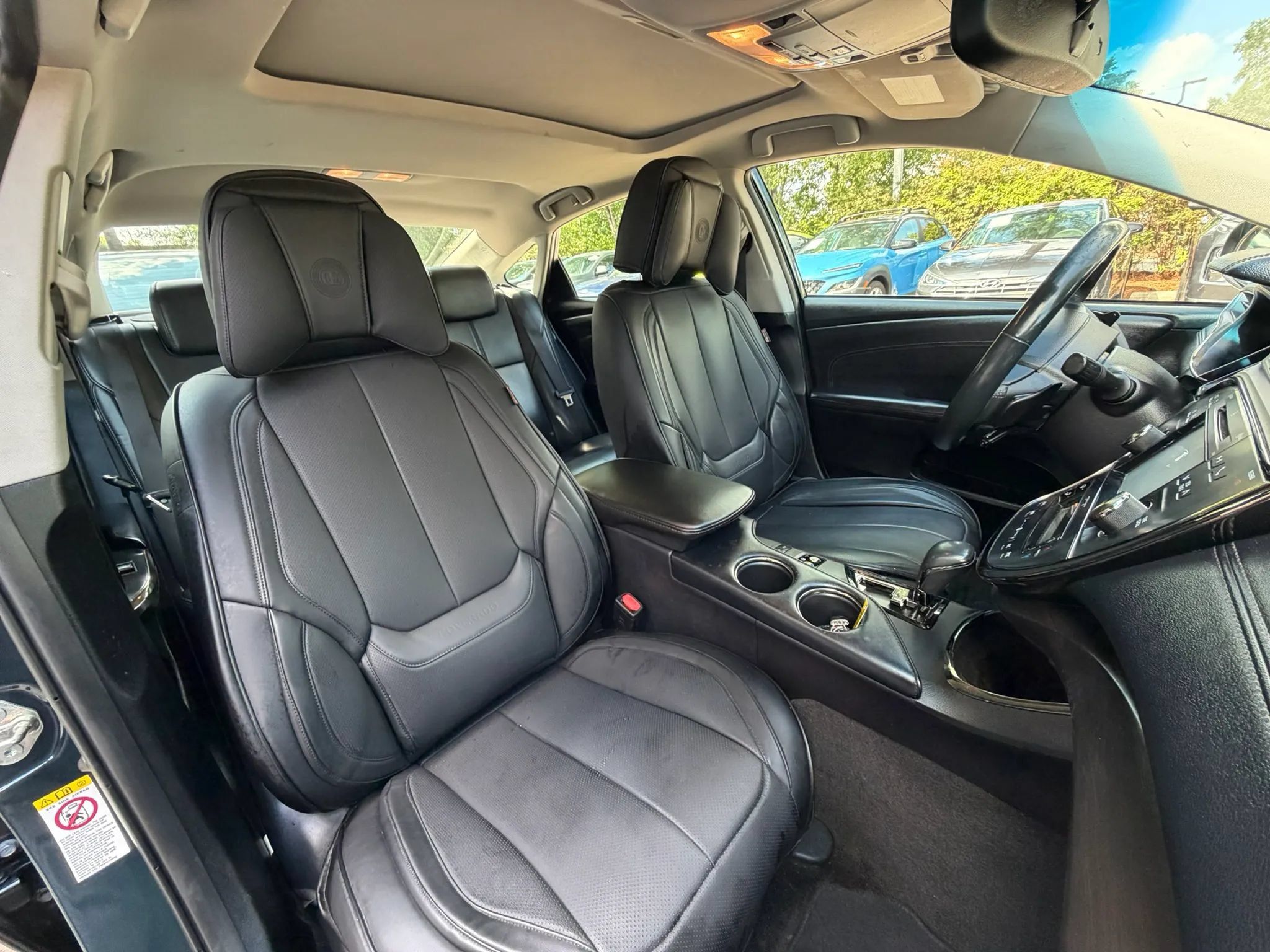 Used 2016 Toyota Avalon Limited w/ Toyota Safety Sense Package FWD image 9