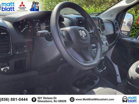 Used 2025 RAM ProMaster 2500 w/ Convenience Group image 15