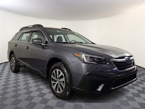 Used 2021 Subaru Outback 2.5i image 1