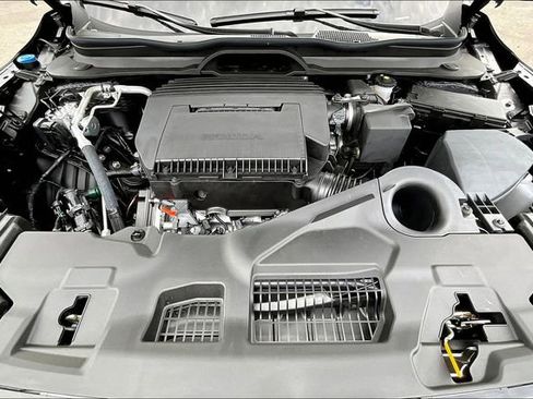 New 2025 Honda Pilot Touring image 14