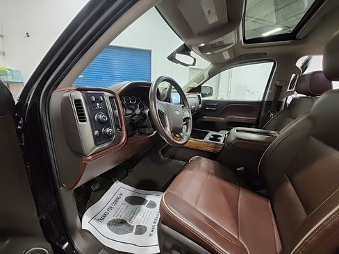 Used 2017 Chevrolet Silverado 1500 LT w/ All Star Edition AWD/4WD image 10