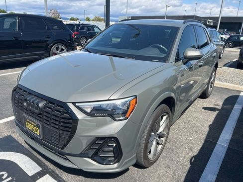 Used 2021 Audi Q3 2.0T Premium AWD/4WD image 3