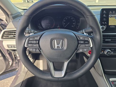 Used 2019 Honda Accord Touring image 24