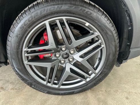 Used 2025 Ford Explorer ST-Line w/ ST-Line Street Pack image 30