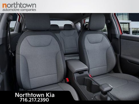 New 2025 Kia K4 LXS image 16