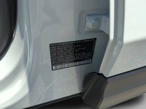 New 2026 Volkswagen Taos SE FWD image 47