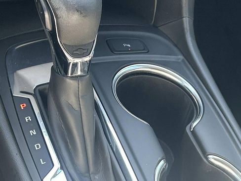 Used 2023 Chevrolet Equinox LT w/ LPO, Floor Liner Package FWD image 33