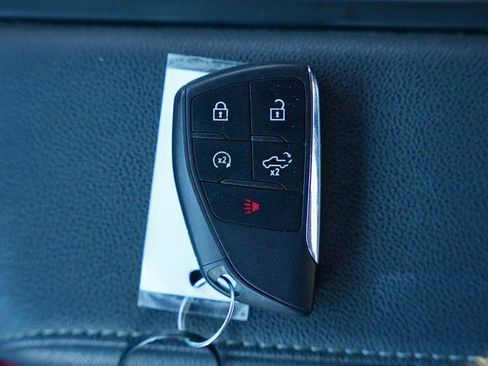 Used 2022 GMC Sierra 1500 Elevation w/ LPO, Elevation Black Package image 32