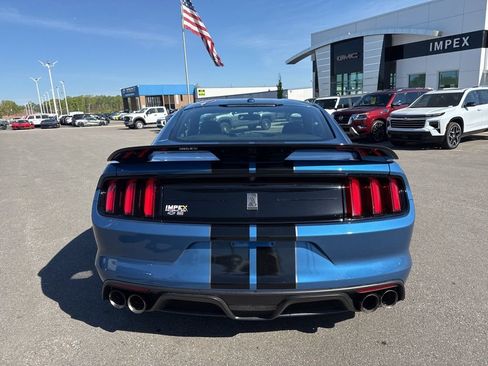 Used 2020 Ford Mustang Shelby GT350 w/ Technology Package RWD image 4